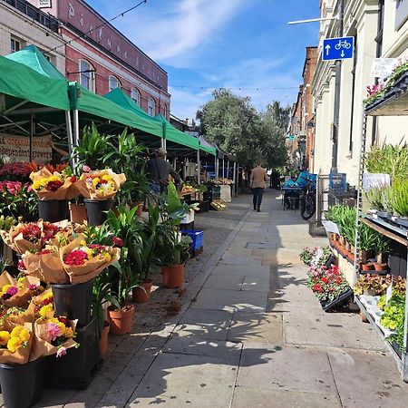 Clapham Serenity Garden Retreat With Free Parking Londra Dış mekan fotoğraf