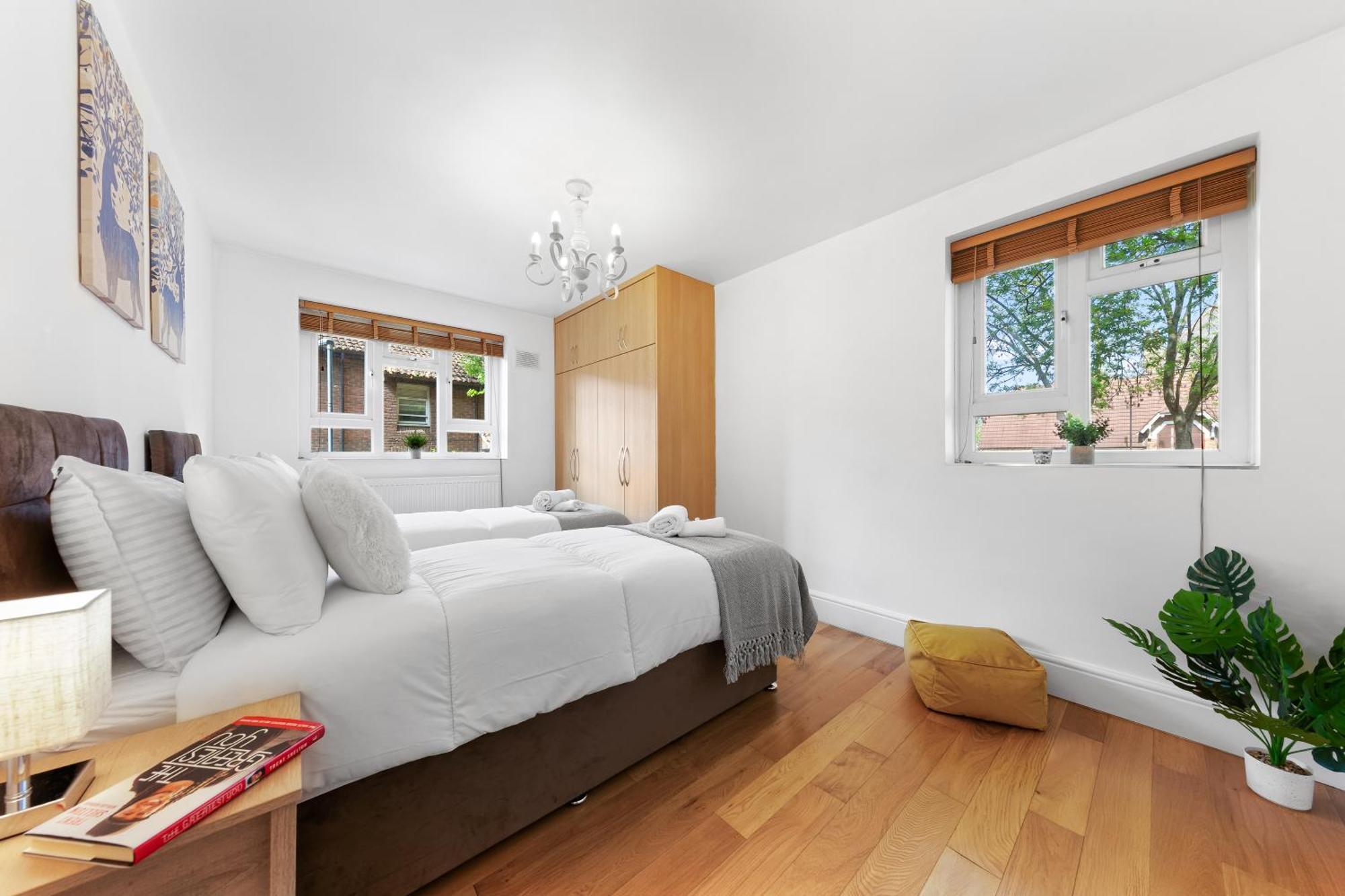 Clapham Serenity Garden Retreat With Free Parking Londra Dış mekan fotoğraf