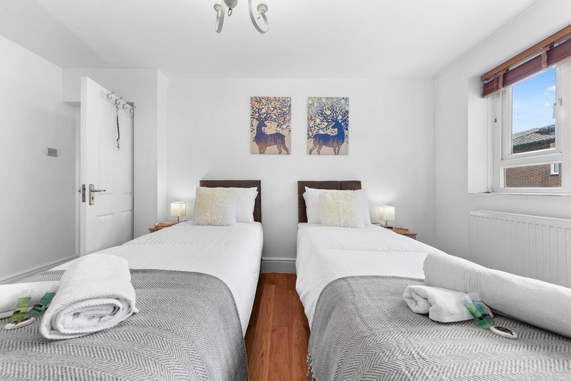 Clapham Serenity Garden Retreat With Free Parking Londra Dış mekan fotoğraf
